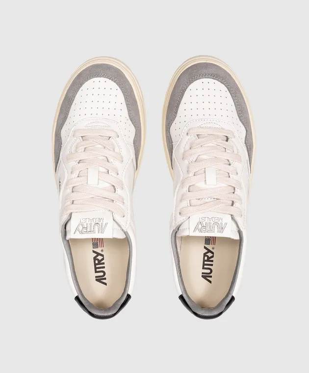 AUTRY Medalist logo embossed white leather sneakers