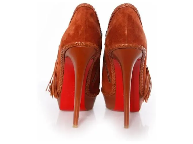 Christian Louboutin, gamuza marrón/Brote de plataforma de cuero con borla en tamaño. 40.5. Castaño 