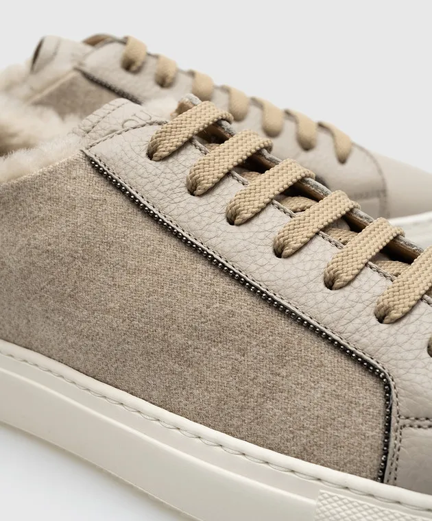 Doucal's Beige combined sneakers on fur with monil chain