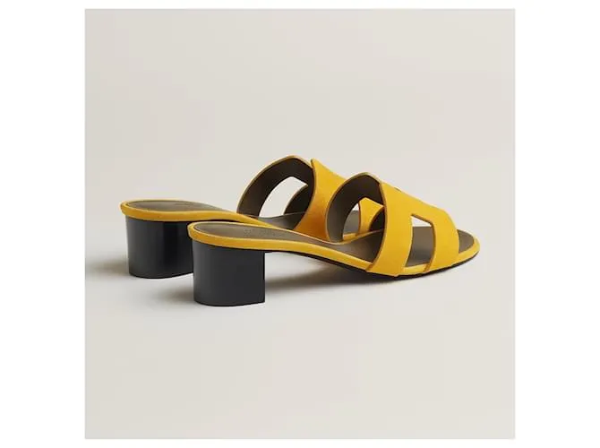 Hermès Sandalias Oasis de gamuza amarillo topacio talla 37,5. Verde oscuro 