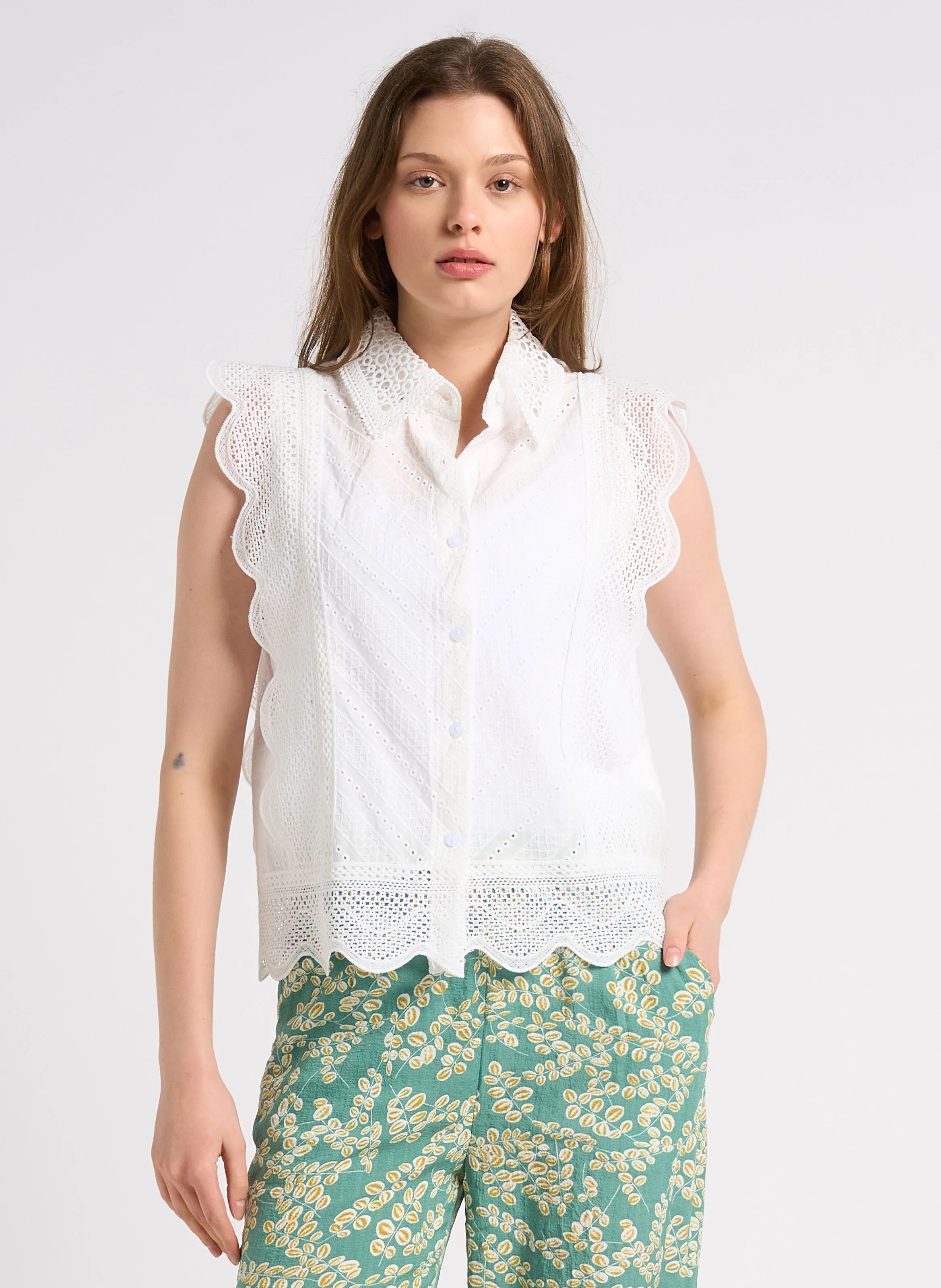 KARL MARC JOHN CHELLE - Camisa clásica bordada de algodón en blanco